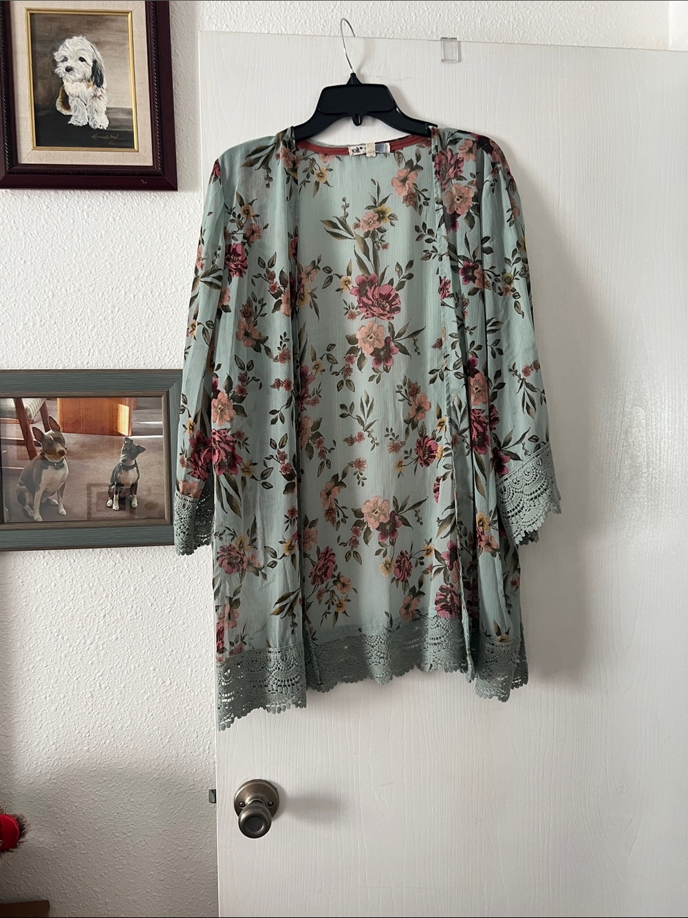 Jolt Floral Lace-Trim Open Kimono - Sage Green with Rose Pink